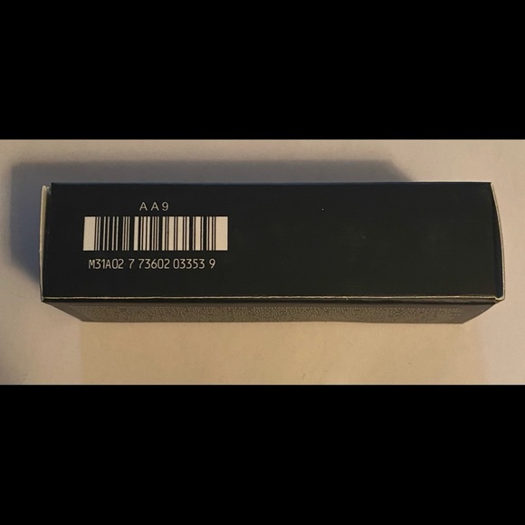 MAC Cosmetics Pink Pigeon Lipstick - Picture 3 of 5